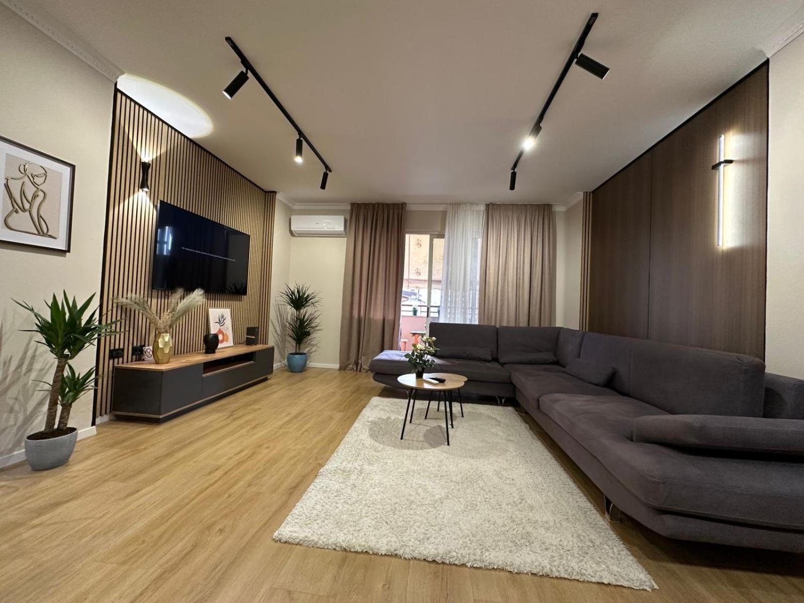 Comfort Apartment Тирана Екстер'єр фото